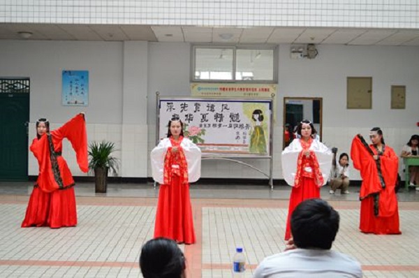 貴陽市中等職業(yè)學校有哪些(貴州工商職業(yè)技術學院官網(wǎng))