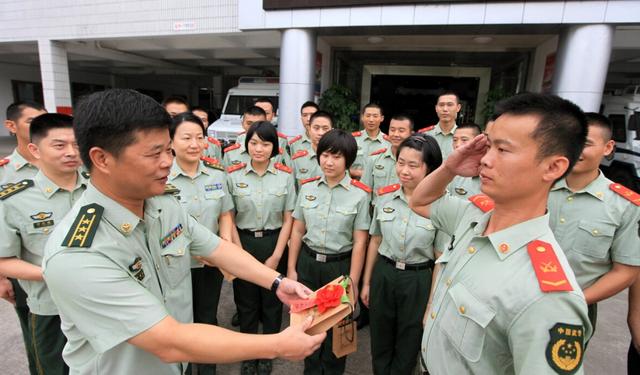 初中畢業(yè)后讀什么學(xué)校好(初中畢業(yè)后讀什么職業(yè)學(xué)校好)