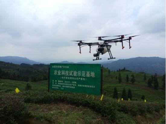 四川職業(yè)航空學校學費是多少(四川天府航空職業(yè)學校怎么樣)