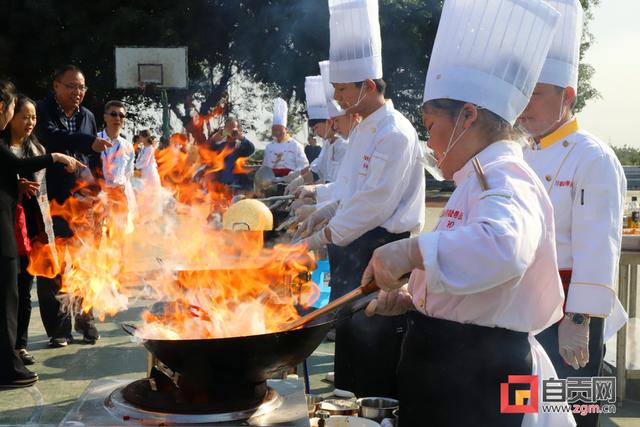 自貢旅游職業(yè)高級中學(xué)(自貢旅游職業(yè)高級中學(xué)校長)